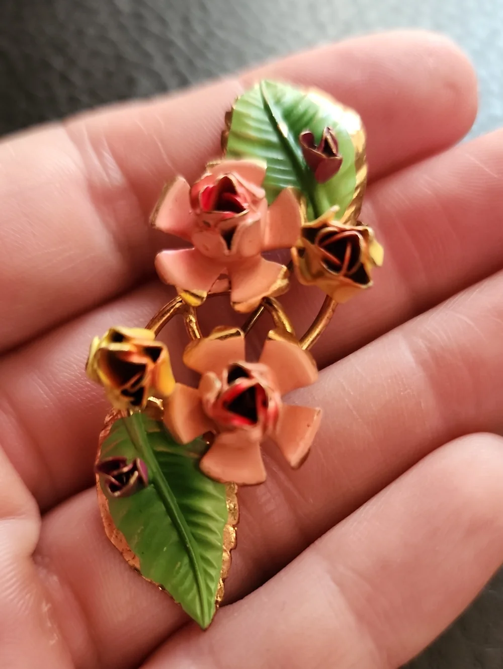VTG Austria Pink Enamel Floral Brooch with Green Leaves - Women Jewelry - Picture 5 of 10